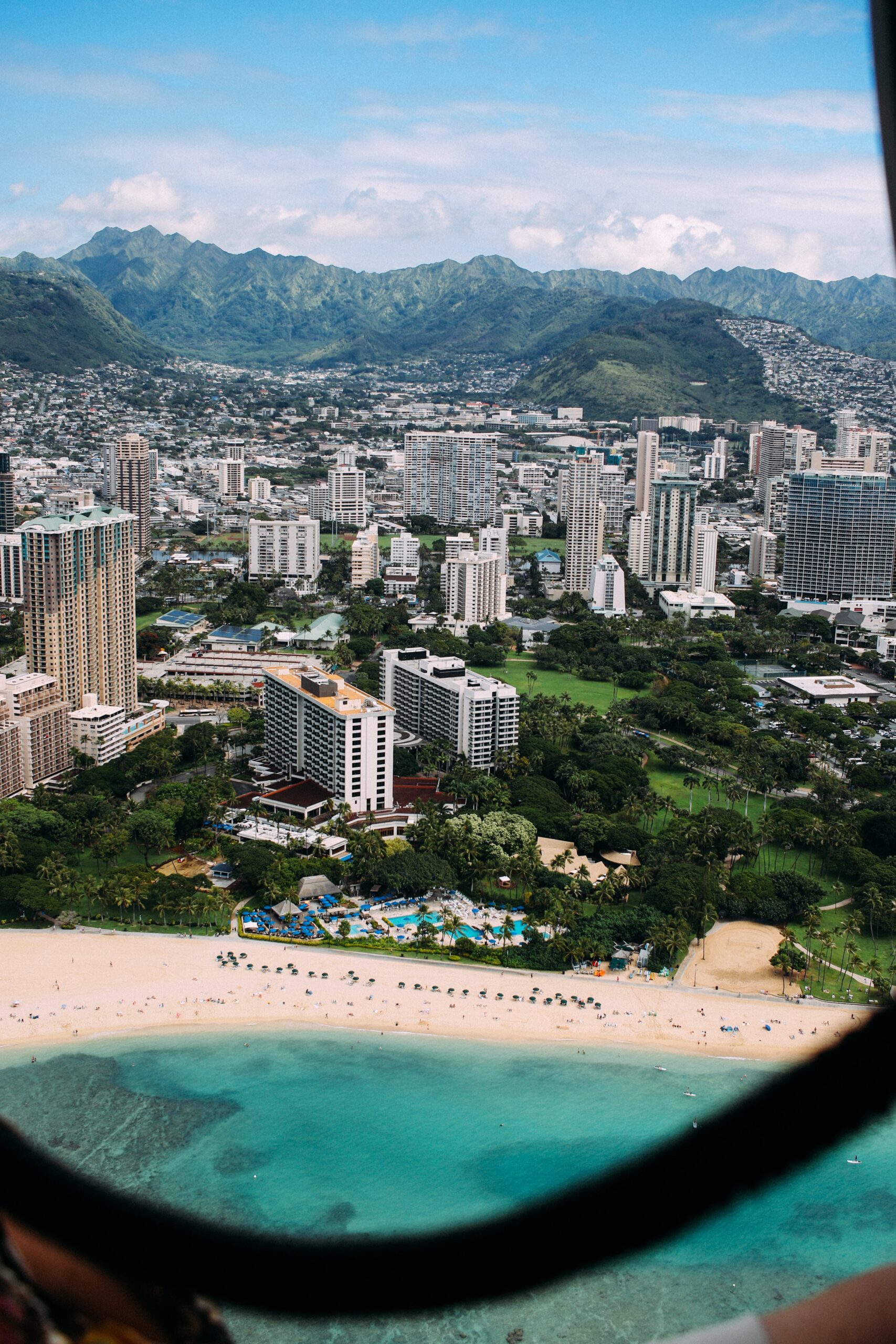 How To Enjoy a Once-In-A-Lifetime Trip to Hawaii on a Budget